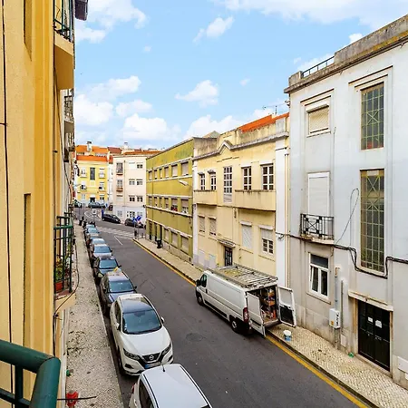 Whome Authentic Flat Near Penha De Franca Views