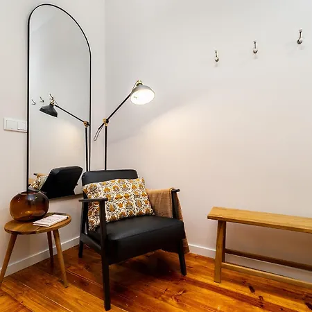 Whome Authentic Flat Near Penha De Franca Views