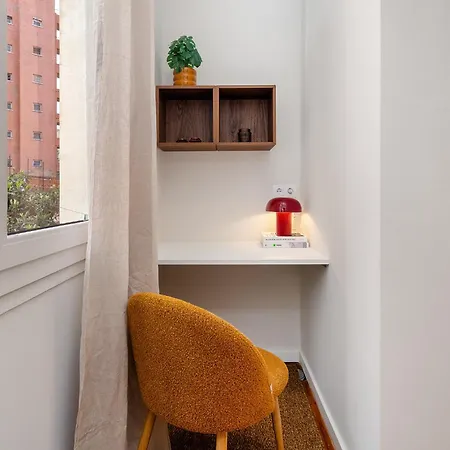 Whome Authentic Flat Near Penha De Franca Views Lisbon