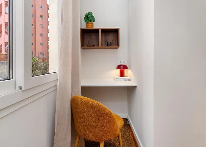Whome Flat Near Penha De Franca Views 리스본