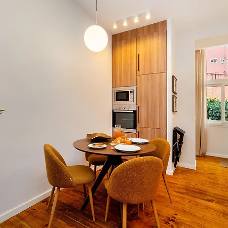Appartement Whome Authentic Flat Near Penha De Franca Views